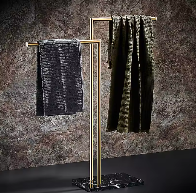 Porte-Serviettes de Luxe sur Pied.